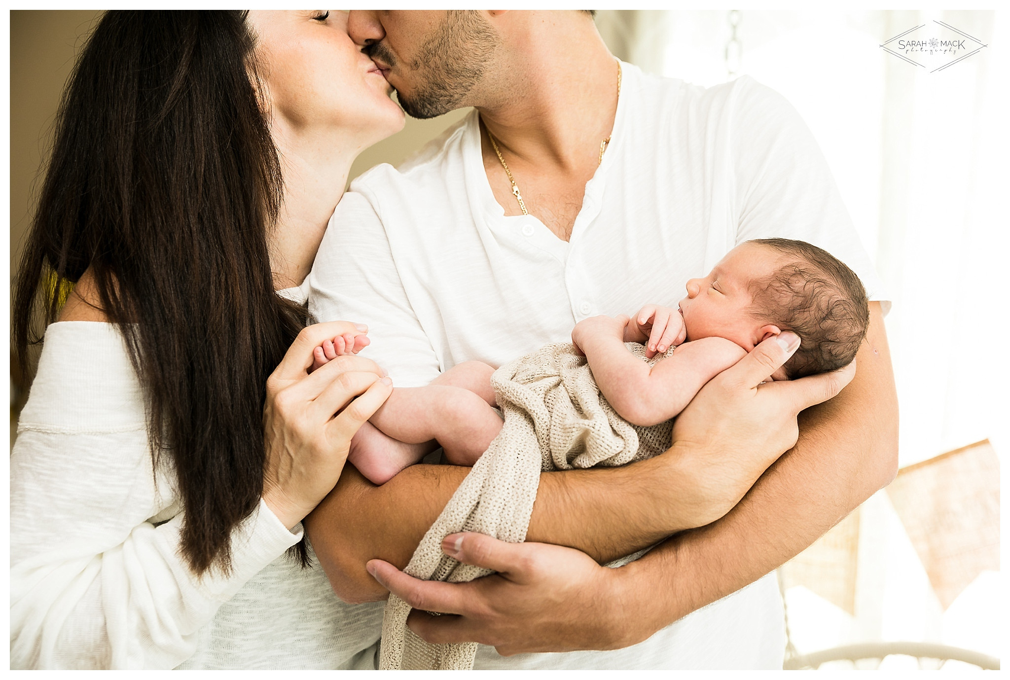 A Orange County Newborn Lifestyle Photography