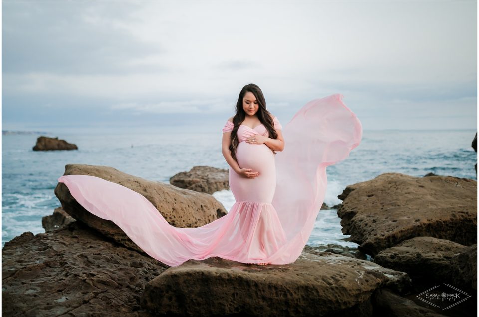 LR Laguna Beach Maternity Session